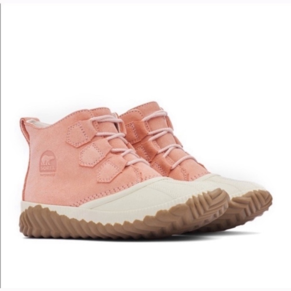 Sorel Out N About Boots in Pink